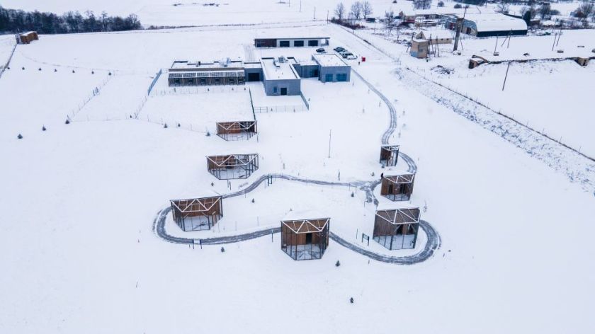 
Iškilmingai atidarytas Laukinių gyvūnų globos centras žada stiprinti gyvūnų gerovę                