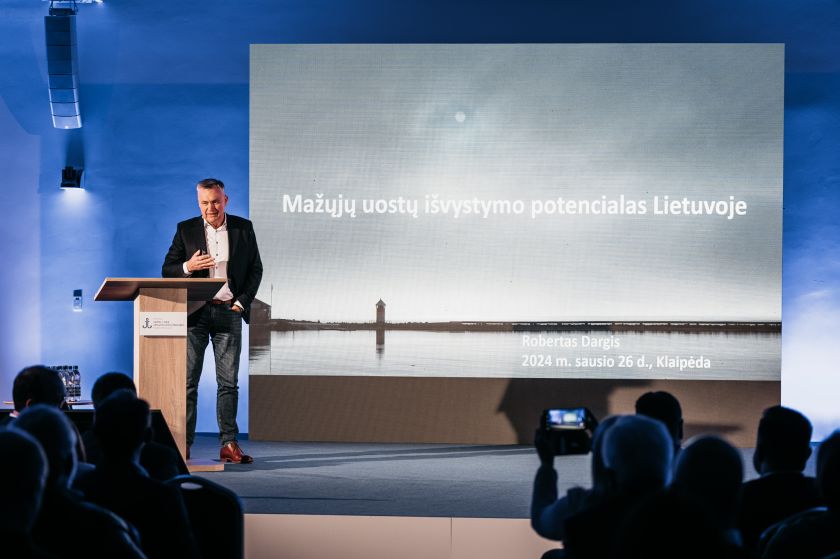 
Uostų plėtra: durys į nacionalinio saugumo užtikrinimą, jūrinės energetikos vystymą ir rekreacinės laivybos plėtojimą.                 