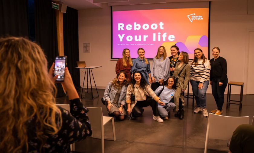 
„Women Go Tech” IT specialistus ir IT dirbti norinčias moteris kviečia į tarptautinę mentorystės programą                