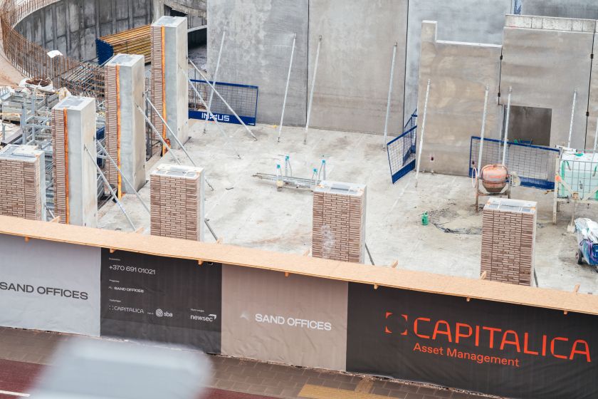 
Nuotraukų galerija iš paukščio skrydžio: kaip atrodo buvusiose molio kasyklose kylantis verslo centras                