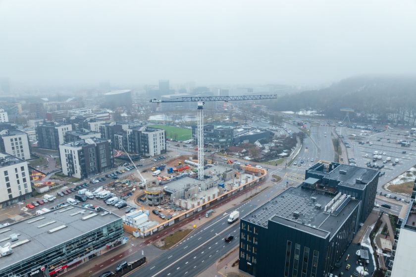 
Nuotraukų galerija iš paukščio skrydžio: kaip atrodo buvusiose molio kasyklose kylantis verslo centras                