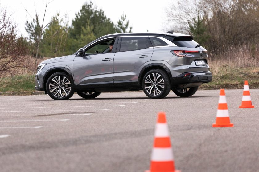 
Ekspertės patarimas naujokėms: slalome svarbiausia – ne „padangų cypinimas“                