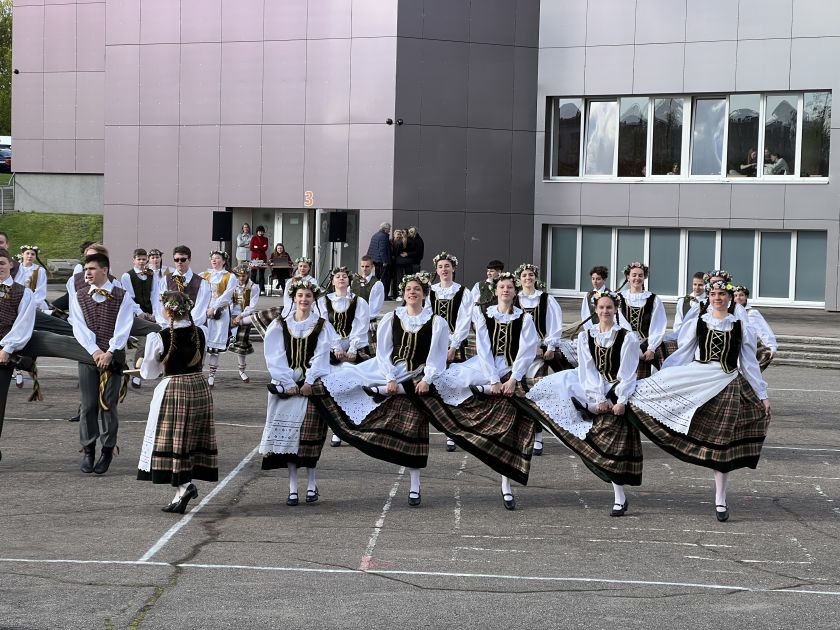 
70-metį švenčianti „Ugnelė“ kviečia vilniečius į 7 atvirus pasirodymus                