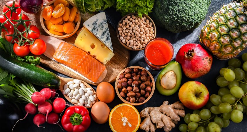 
Minėdami Pasaulinę sveikatos dieną kviečia nepamiršti mitybos taisyklių: ką valgyti, kad būtumėte sveiki                