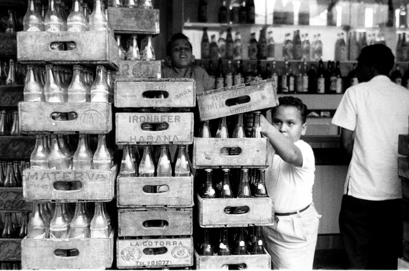 Fotografijų parodoje – 1964-ųjų kelionė į „laisvės salą“ ir Fidelio bei Evelynės meilės istorija