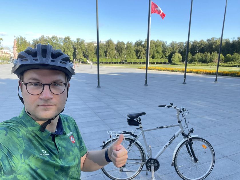 Metų mokytojas Mantas Karanauskas: „Įdomiausia ne būti kalno viršūnėje, o kopti iki jos“