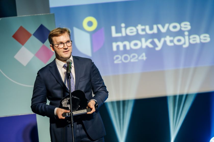 Metų mokytojas Mantas Karanauskas: „Įdomiausia ne būti kalno viršūnėje, o kopti iki jos“