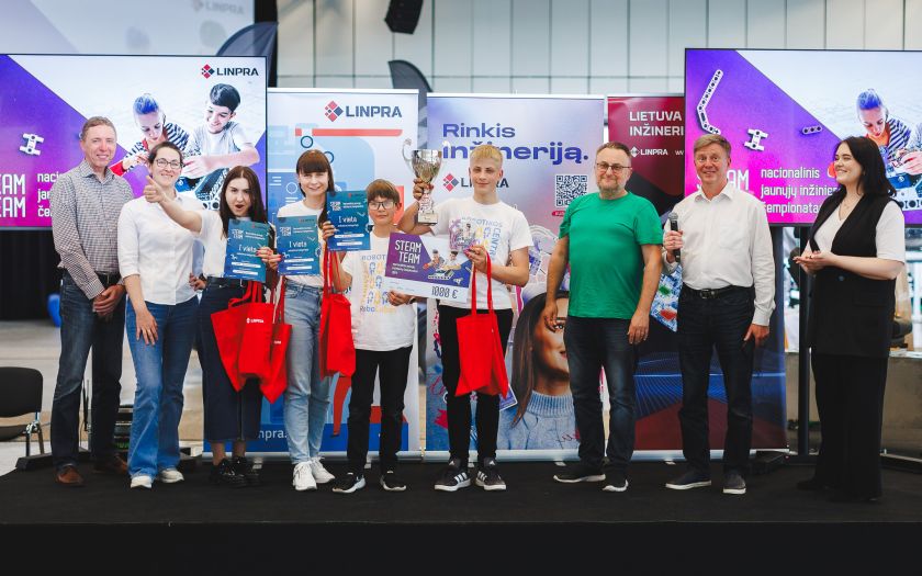 
Lietuvos jaunųjų inžinierių čempionate – mėsainius gaminantys robotai ir kvietimas mažinti aplinkos taršą                