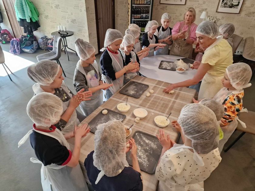 
Nacionalinė profesinio veiklinimo iniciatyva „Šok į tėvų klumpes 2024“ įsibėgėjo                