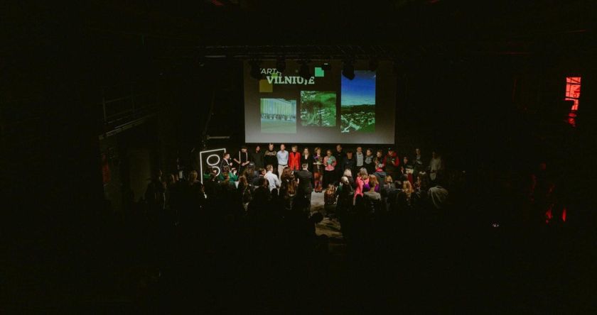 
Užfiksuotas rekordas: „Kartą Vilniuje“ – daugiausia autorių turintis filmas                