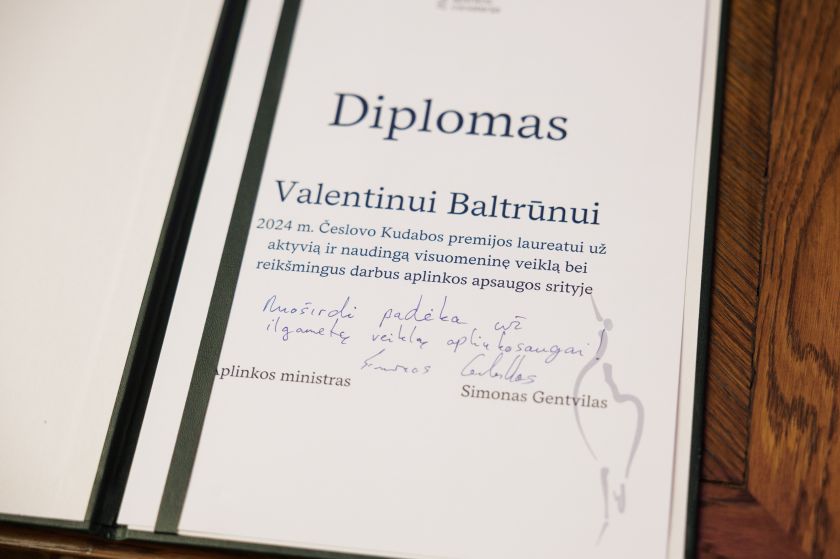 
Č. Kudabos premija įteikta geologui Valentinui Baltrūnui                