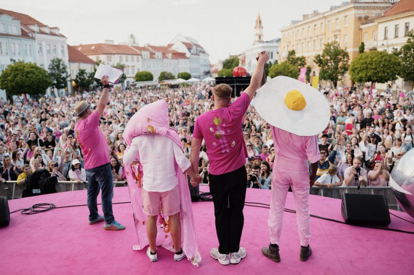 Savaitgalį praūžęs Vilniaus šaltibarščių festivalis ne tik rožine spalva nudažė miestą, bet ir atrėmė Rygos iššūkį