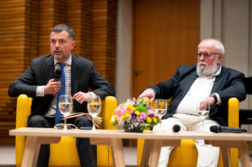 
Vyriausybės rūmuose vykusioje konferencijoje – svarbių diskusijų pradžia                