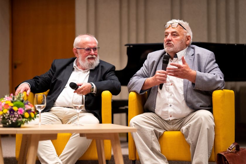 
Vyriausybės rūmuose vykusioje konferencijoje – svarbių diskusijų pradžia                