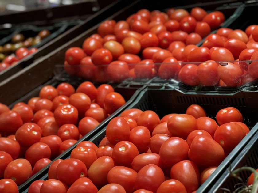 
Pomidorų veislės lemia ne tik skonį: atskleidė, kurie labiau tinka konservavimui, o kurie – griliui ar netikėtiems receptams                