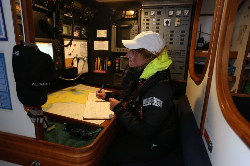 
Pasaulinę vandenynų dieną – žvilgsnis į novatorišką moterų ekspediciją po Ramiojo vandenyno šiukšlyną                