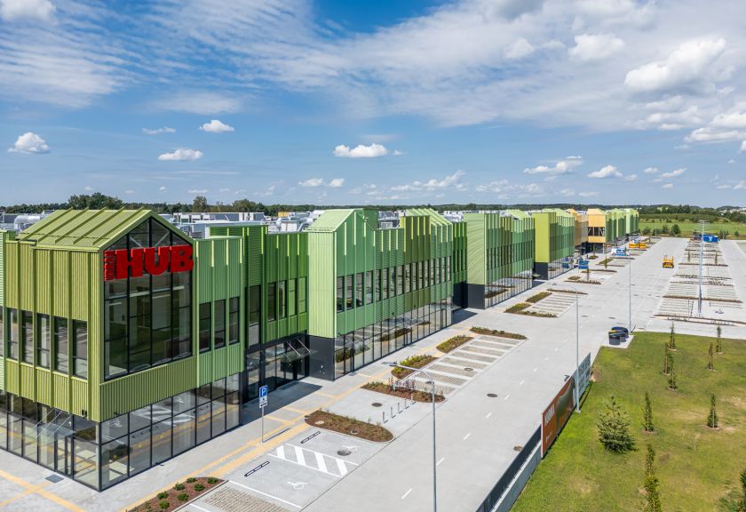 
„YIT Lietuva“ užbaigė verslo miestelio „Urban HUB“ Vilniuje statybos darbus                