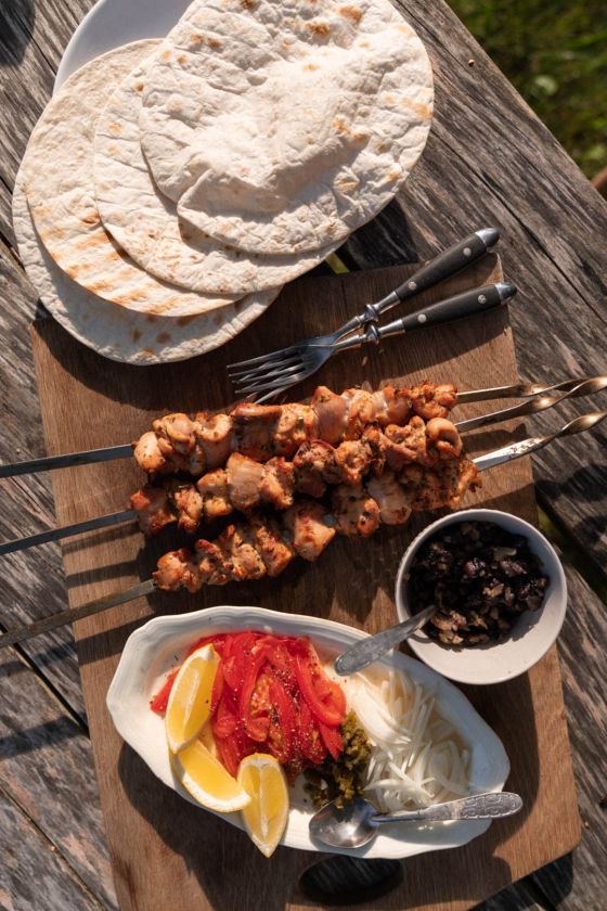 
Meksikos įkvėpti patiekalai tiks ir griliui, ir orkaitei: dvi receptų idėjos, tinkančios visai šeimai                