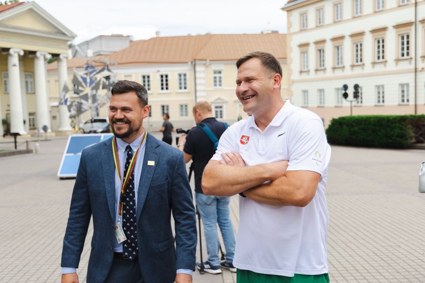 
Į Paryžių išlydėti paralimpiečiai: pasiruošimo žaidynėms užkulisiai ir netikėtos staigmenos                