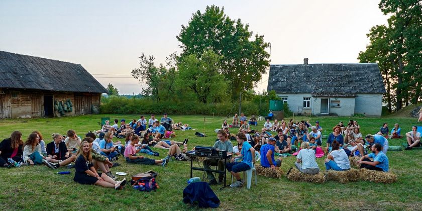 Kriminologijos festivalis „Demistify“: ką iš tiesų mums sako konspiracijos teorijos?