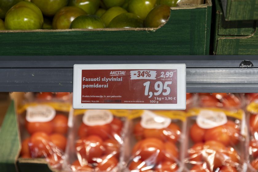 „Lidl“ visose parduotuvėse baigė diegti elektronines kainų etiketes: per metus sutaupys virš 5 milijonų popieriaus lapų