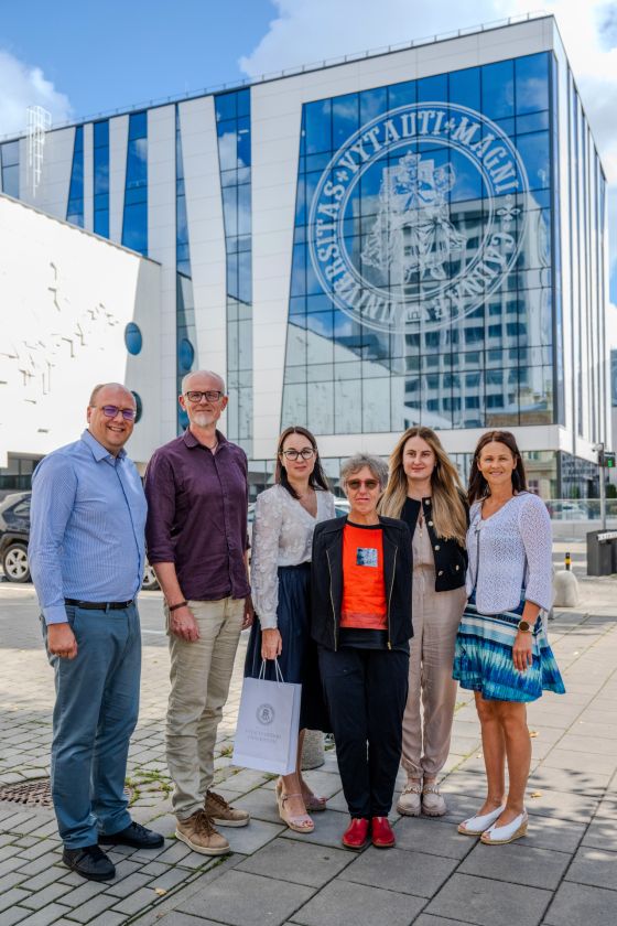 
Prof. T. Degener: negalia kaip žmonių įvairovės dalis prisideda prie universitetų mokslo pasiekimų                