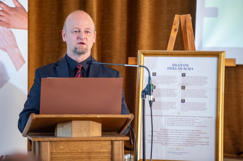 
Konferencija Šiluvoje: diskusija apie dorybes ir nacionalinį saugumą                