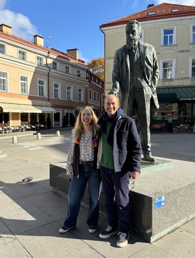 
Smuiko žvaigždė Leila Josefowicz jau Vilniuje – su LNSO ir dirigentu Peteriu Rundeliu ruošiamas festivalio „Gaida” atidarymo koncertas                