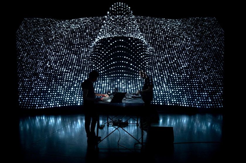 
Britų ir prancūzų elektroninės muzikos grandų koncertuose – ir lietuvių bei vokiečių kūrėjų premjeros                