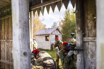 Alpinistas S. Damulevičius dalijasi įspūdžiais iš visuomenininkų organizuoto komendantūros kurso: kalnai ir karinės pratybos – daugiau bendro, nei atrodo