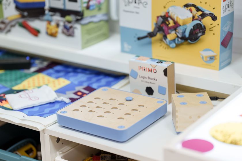 Inžinerijos ir robotikos gali mokytis 3-mečiai: edukacines technologijas siūlo Klaipėdos universiteto EDUTECH STEAM laboratorija