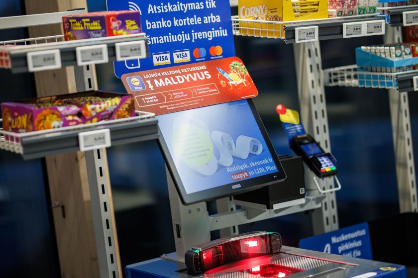 „Lidl“ atidarė antrąją medinės konstrukcijos parduotuvę Lietuvoje