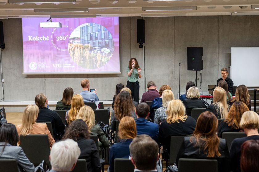 Kokybės dienos proga VDU vyko diskusija apie dirbtinį intelektą ir inovatyviausiųjų apdovanojimai