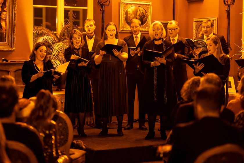 Atgimusiame „British Chamber of Commerce in Lithuania“ kalėdinių giesmių vakare – pirmą kartą skambėjo Ukrainiečių giesmė