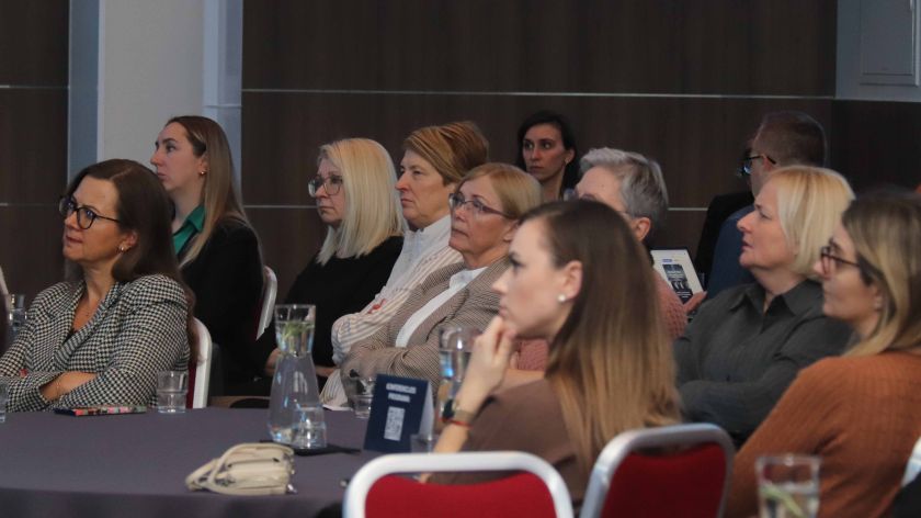 Konferencijos „Švietimas. Tik į priekį?!“ dalyviai: mokytojo profesijos prestižui reikia pinigų, o ne žodžių