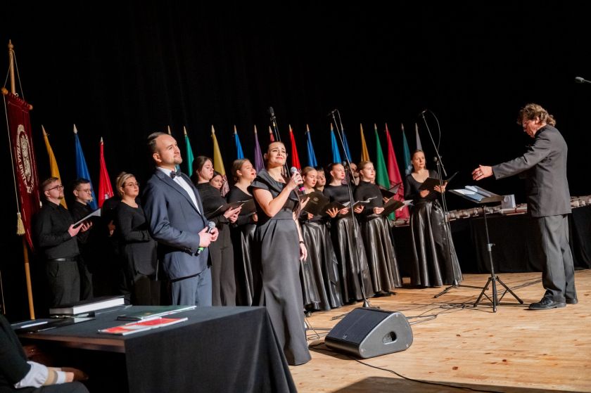 VDU įteikti daktaro diplomai, skirtos Garbės stipendijos ir pagerbti mokslininkai