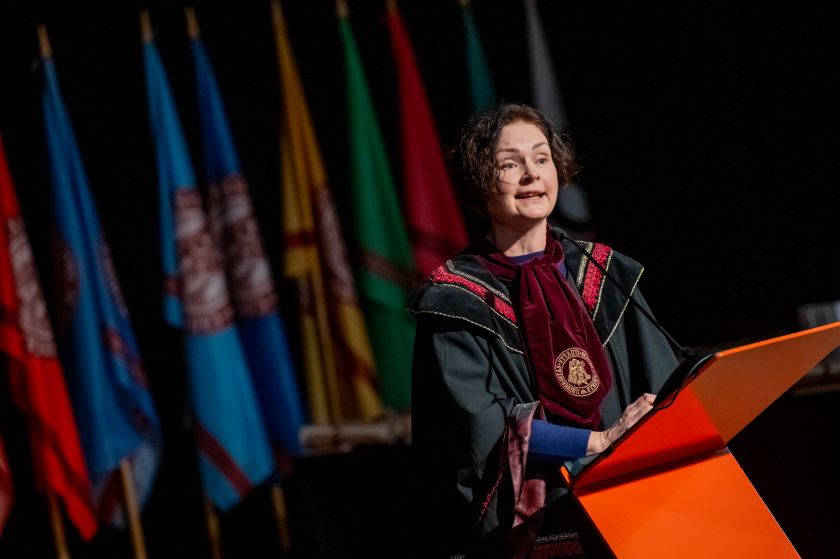 VDU įteikti daktaro diplomai, skirtos Garbės stipendijos ir pagerbti mokslininkai