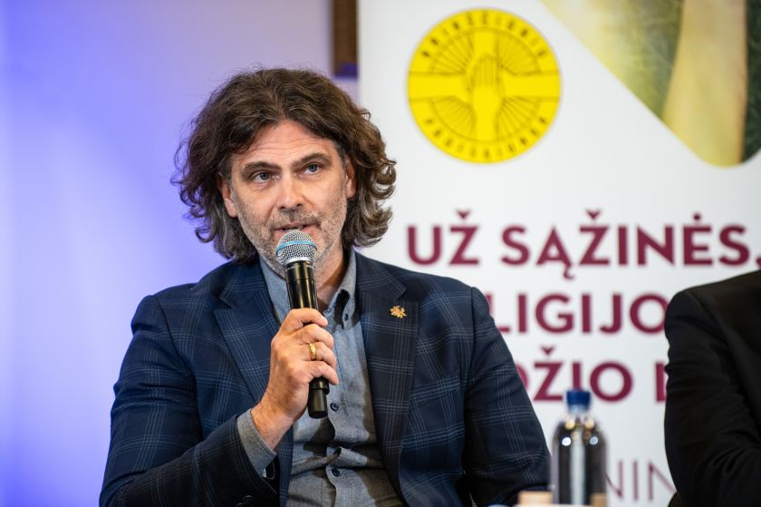 Krikščionių profsąjunga siunčia žinutę visuomenei: „Nebijok, tiesa padaro mus laisvus“