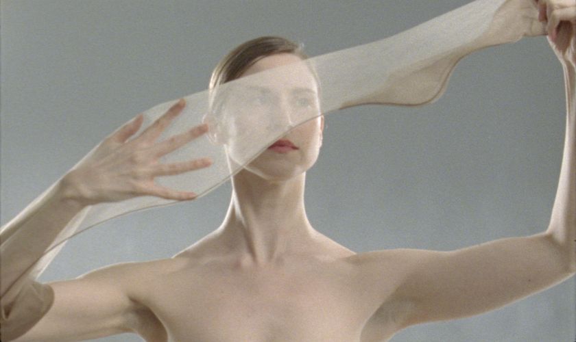 Nauja pavasario sezono paroda „Sidabro merginos. Retušuota Baltijos šalių fotografijos istorija“ Nacionalinėje dailės galerijoje