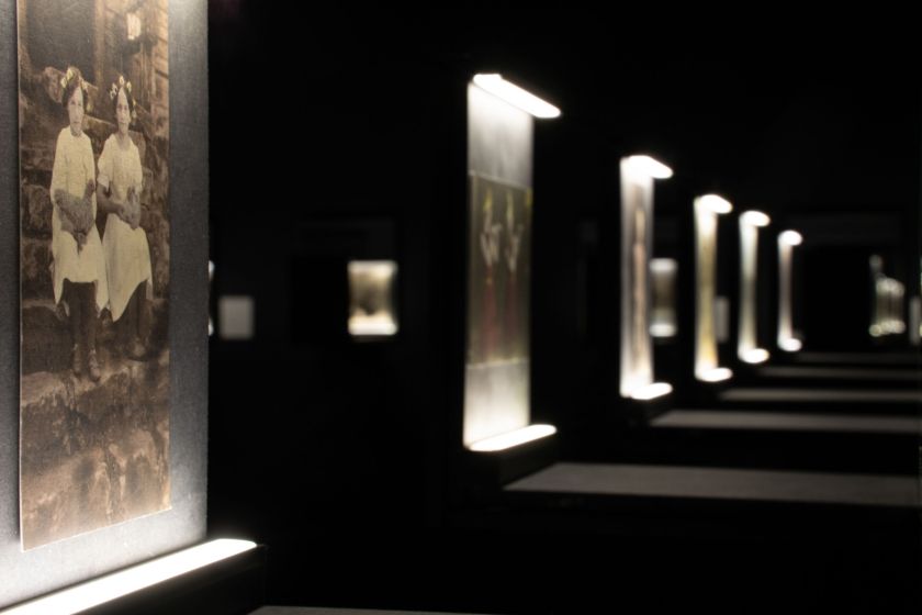 Nauja pavasario sezono paroda „Sidabro merginos. Retušuota Baltijos šalių fotografijos istorija“ Nacionalinėje dailės galerijoje