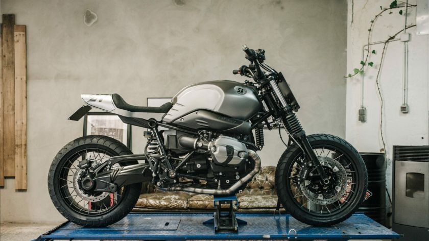 Motociklas po žiemos miego: keli patarimai saugioms ir patikimoms kelionėms