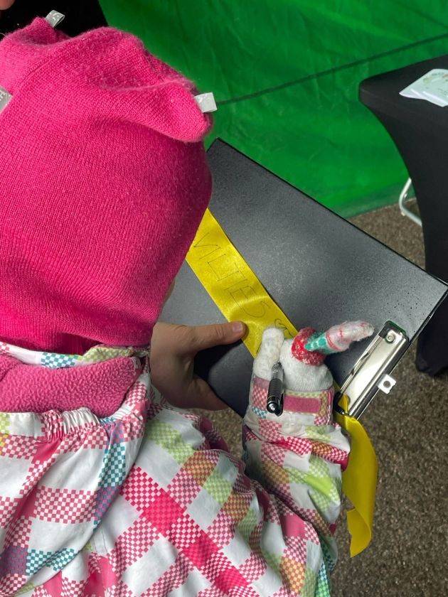 Tūkstančiai neabejingų Lietuvos žmonių Ukmergėje leidosi į palaikymo ir bendrystės žygį „EIK ir SVEIK“