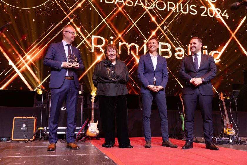 Asociacijos „Investors‘ Forum“ apdovanojimai: metų investuotojas – „Biotechpharma“, atsakinga įmonė – „Telia Lietuva“