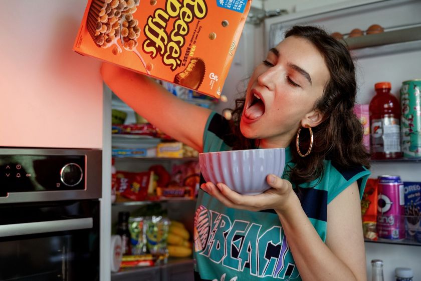 Pasakyk, kokius skanėstus valgei vaikystėje – pasakysiu, kiek tau metų: nuo šaukšte deginto cukraus iki madingų guminukų kiekvieno paauglio kišenėje