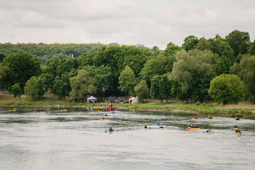 Šventė, kuri plaukė per miestą: įspūdžiai po „Švęskime upę!“ 2025
