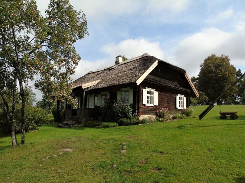 Atskleista viena iš „Moterų ralio“ maršruto vietų. Tai – Lietuvoje populiarus muziejų kraštas