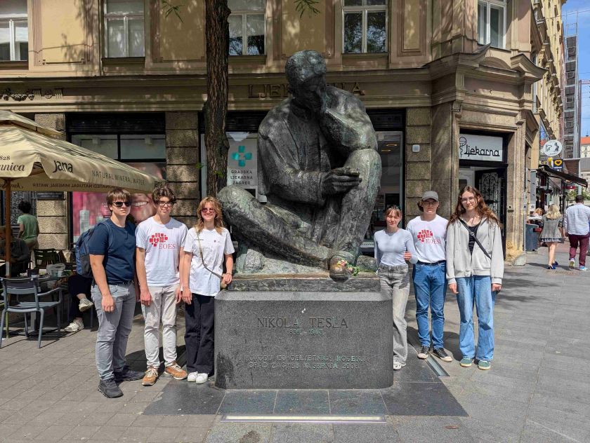 Lietuvos mokinių sėkmė Europos praktinėje gamtos mokslų olimpiadoje Kroatijoje – iškovoti net 6 medaliai