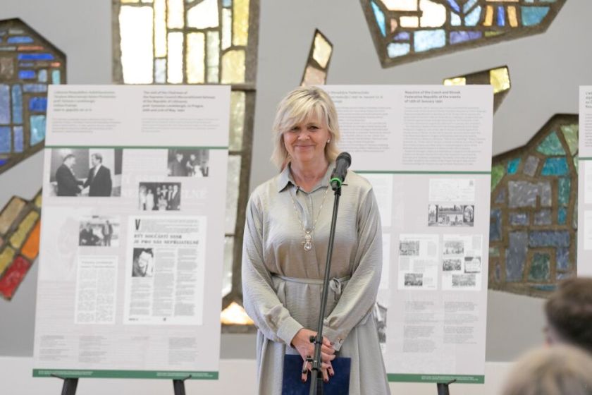 Nenugalimas dviejų šalių laisvės siekis: Lietuvos ir Čekijos pirmosios ponios atidarė parodą apie šalių diplomatinių santykių istoriją