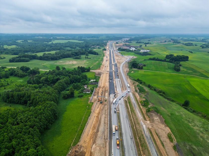 „Via Lietuva“: „Via Baltica“ rekonstravimas vyksta įspūdingu tempu – trečiadienį magistralėje įsigalioja eismo pokyčiai