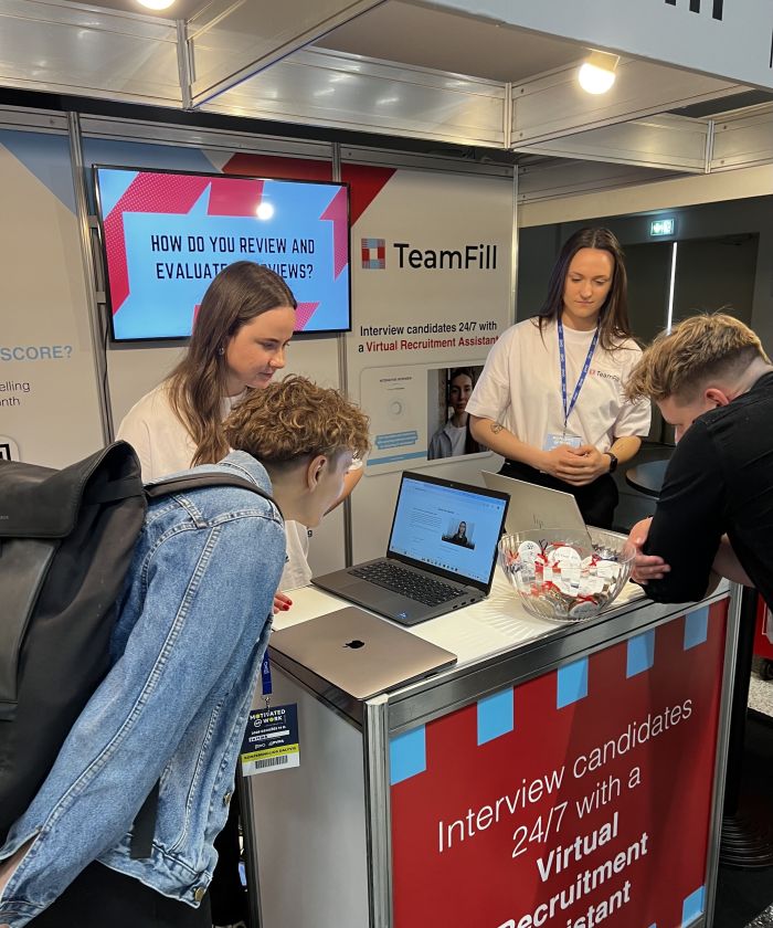 Dirbtinis intelektas jau sėdi prie personalo atrankų stalo: ką tai reiškia darbuotojams ir darbdaviams?